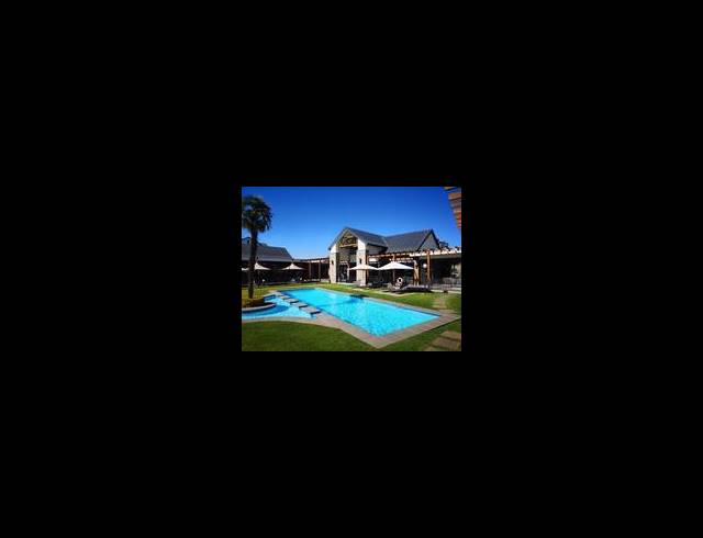 1 BEDROOM APARTMENT FOR SALE IN OLIVEDALE